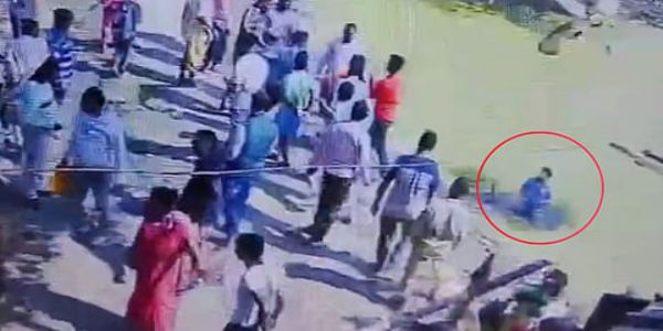 पूर्व बर्दवान में तृणमूल नेता पर पिता-पुत्र को तालाब में फेंकने का आरोप