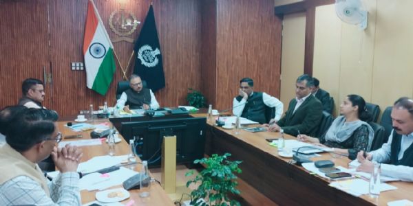 पुलिस मुख्यालय में पर्यटकों की सुरक्षा व सुविधा के पुख्ता प्रबंध करने पर हुई चर्चा