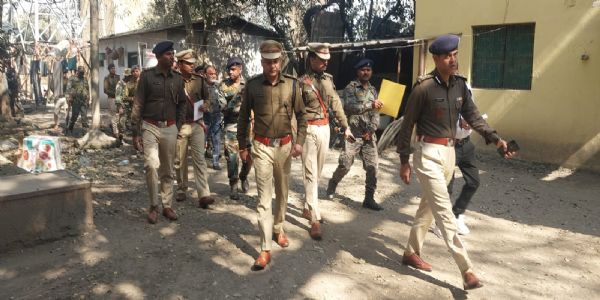 संगठित अपराध के खिलाफ हुई कार्रवाई की डीआईजी ने की समीक्षा