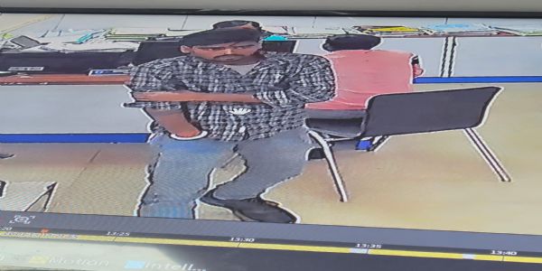 जांजगीर चांपा में दिनदहाड़े 2.50 लाख की लूट