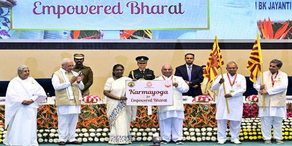 प्रत्येक नागरिक भारत के सतत एवं समग्र विकास में दे सकता है योगदान : राष्ट्रपति