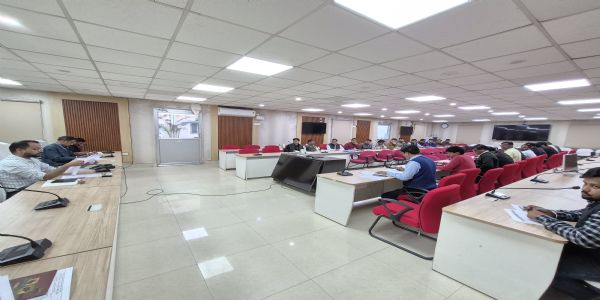 सारण में धान अधिप्राप्ति की रफ्तार तेज करने का जिलाधिकारी ने दिया निर्देश