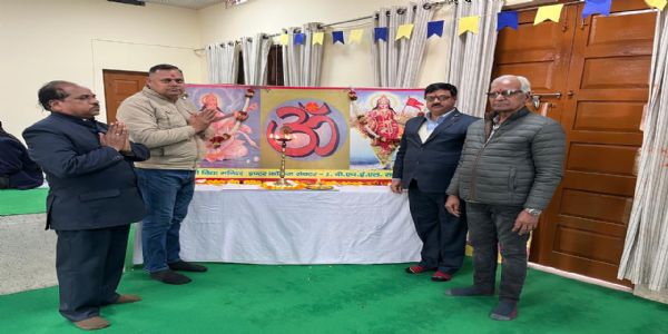 छात्रों का आशीर्वाद और विदाई समारोह संपन्न