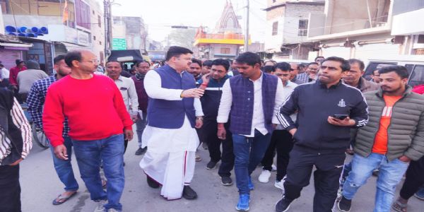 दिल्ली दरवाजा में बनेगा पार्क, कच्चा नाला को पक्का बनवाने का वादा