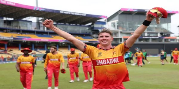 टी-20 वर्ल्ड कप में बड़ा उलटफेर, जिम्बाब्वे ने ऑस्ट्रेलिया को 23 रन से हराया
