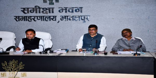 जूता मौजा पहनकर परीक्षा केन्द्र में प्रवेश वर्जित