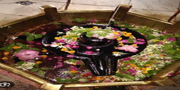 महाशिवरात्रि काे लेकर लोधेश्वर महादेव में श्रद्धालुओं की जुटने लगी भीड़, सुरक्षा व्यवस्था कड़े प्रबंध