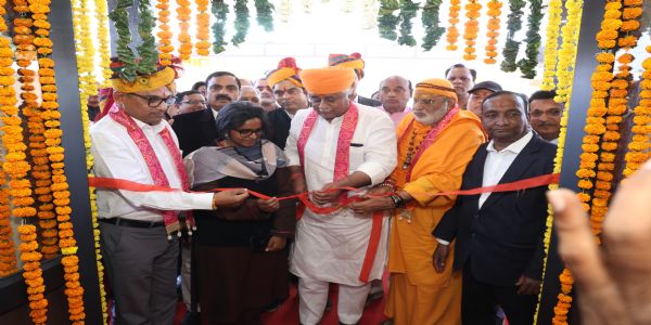 बीकानेर में स्थापित हुआ नया आयाम : सींगी परिवार ने पूर्वजों की स्मृति में बनवाए 25 कृष्णा कॉटेज