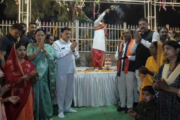 शिव आरती, दीपोत्सव और आतिशबाजी के साथ पाली महोत्सव 2026 का भव्य शुभारंभ, हजारों श्रद्धालु हुए शामिल