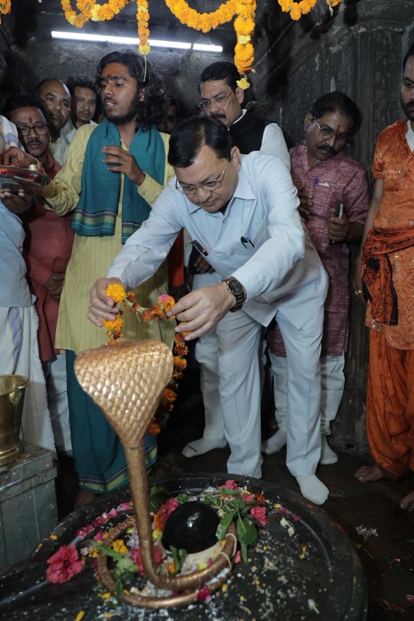 शिव आरती, दीपोत्सव और आतिशबाजी के साथ पाली महोत्सव 2026 का भव्य शुभारंभ, हजारों श्रद्धालु हुए शामिल