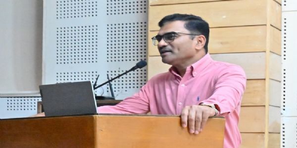 इंदौरः चोइथराम नेत्रालय में 13वें मेगा आई कैंप की हुई क्लोजिंग सेरेमनी