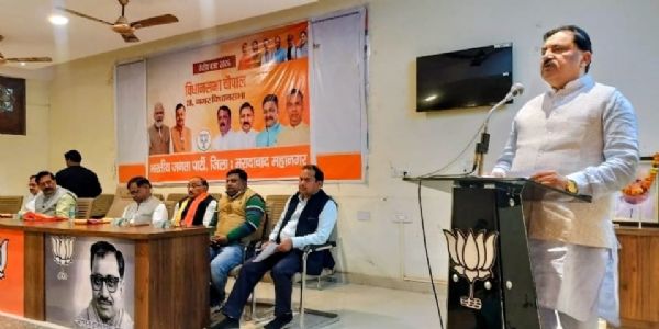 केंद्रीय बजट में उप्र को 4.26 लाख करोड़ रुपए मिलेंगे : हरिओम शर्मा