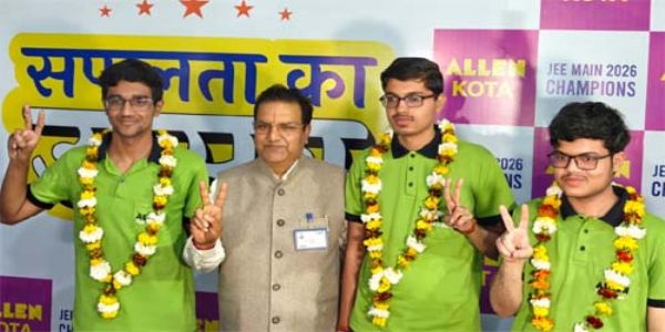 जेईई-मेन में देश के 12 टॉपर स्टूडेंट्स में से 7 एलन से