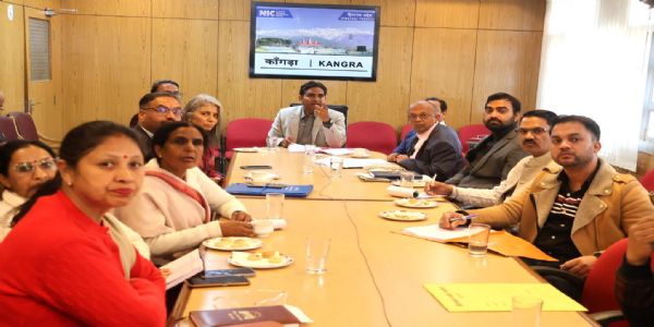 कांगड़ा में बालिकाओं को लगेगा एचपीवी टीका, मिलेगी सर्वाइकल कैंसर से सुरक्षा