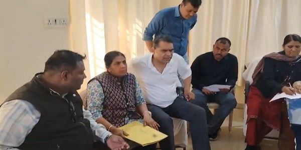 कटनी : जल संसाधन विभाग के कार्यपालन यंत्री को 20 हजार की रिश्वत लेते रंगे हाथ पकड़ा