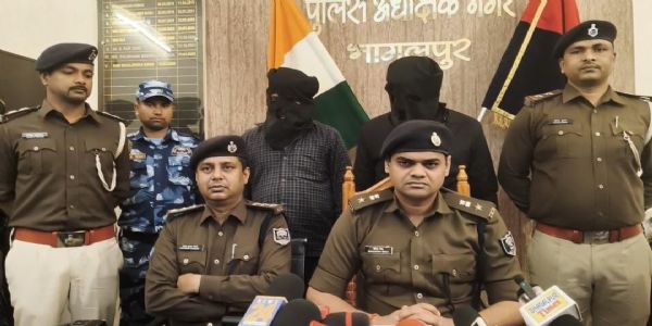 एटीएम बदलकर 77 हजार ठगी मामले में दो अभियुक्त गिरफ्तार