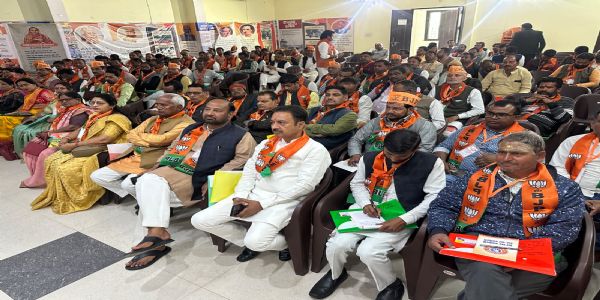 भाजपा कार्यालय पर पं. दीनदयाल कार्यशाला का आयोजन,कार्यकर्ताओं को पार्टी की नीति रीति से कराया अवगत