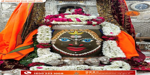महाशिवरात्रि पर्व पर महाकाल मंदिर को शीघ्र दर्शन से  62.50 लाख रुपये की आय