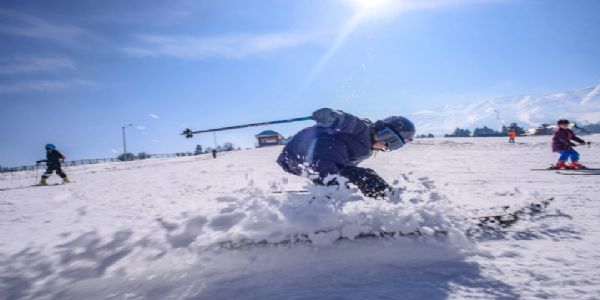 खेलो इंडिया विंटर गेम्स (प्रतीकात्मक चित्र) खेलो इंडिया विंटर गेम्स (प्रतीकात्मक चित्र)