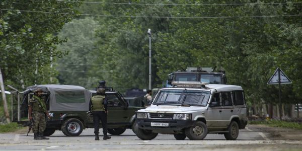 श्रीनगर-बारामूला राजमार्ग  पर मिली आईईडी,  सुरक्षा बलों ने निष्क्रिय किया