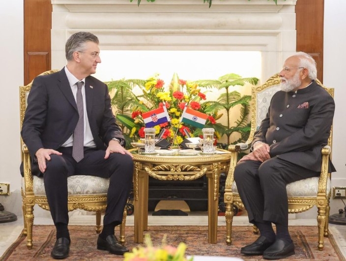 क्रोएशिया के प्रधानमंत्री आंद्रेज प्लेंकोविच से द्विपक्षीय वार्ता करते प्रधानमंत्री मोदी