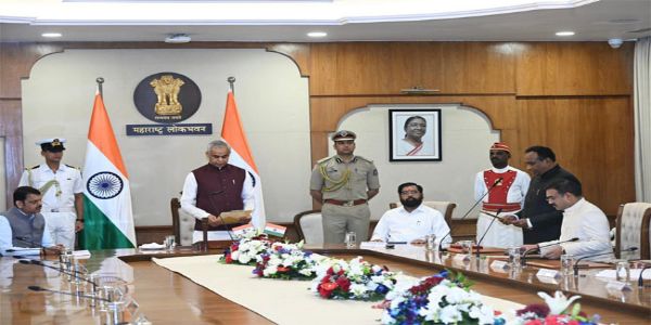 विवेक भीमनवार ने एमपीएससी के अध्यक्ष के रूप में शपथ ली