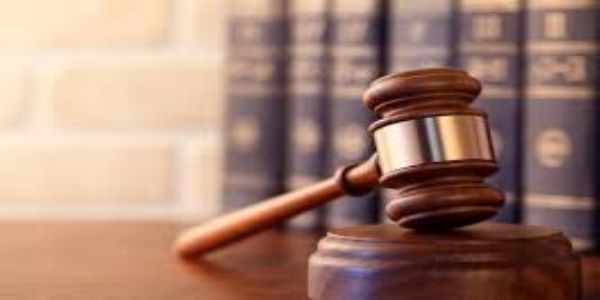 ​भ्रष्टाचार के दोषी चतुर्थ श्रेणी कर्मचारी को चकबंदी आयुक्त ने किया बर्खास्त