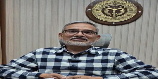 यूपी बोर्ड परीक्षा के पहले दिन दोनों पालियों में तीन लाख से अधिक परीक्षार्थी रहे अनुपस्थित