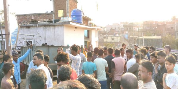 ट्यूशन जा रही छात्रा को अनियंत्रित ट्रैक्टर ने रौंदा, मौत