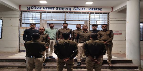सागरः फर्जी डीएसपी बनकर घूम रहा था ठग, पुलिस ने नौकरी के नाम पर लूटने वाले गिरोह को दबोचा