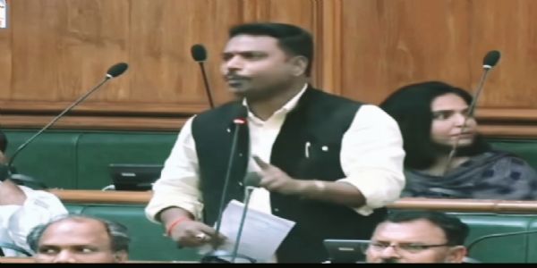 फारबिसगंज विधायक ने विधानसभा में उठाया प्राइवेट स्कूल की फीस और मनमानेपन का मुद्दा