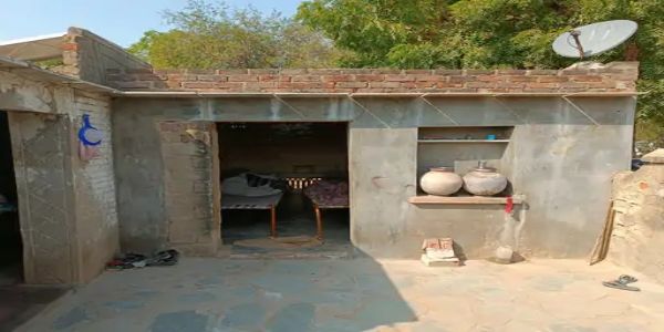 पति ने पत्नी व दो मासूम बच्चों की गला काटकर की हत्या, आरोपित गिरफ्तार