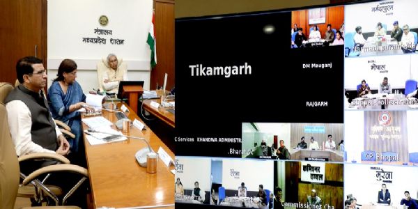 जनकल्याणकारी योजनाओं का बेहतर क्रियान्वयन करें : मुख्य सचिव जैन