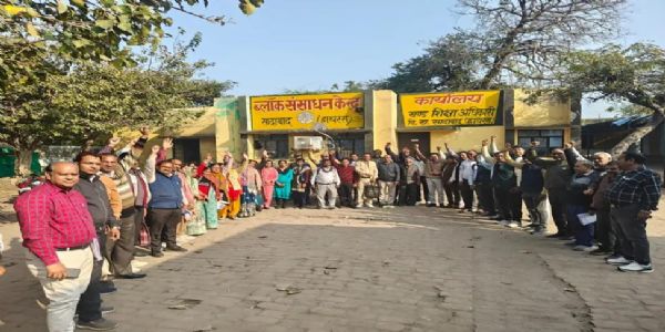 सोशल मीडिया के माध्यम से टेट अनिवार्यता का विरोध करेंगे शिक्षक