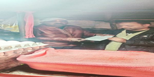 प्रतिबंधित क्षेत्र मे अंडे की बिक्री कर रही दुकानों के काटे चालान