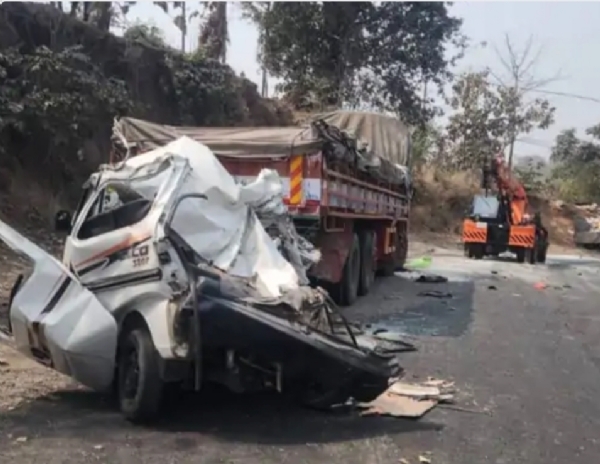 वापी-धरमपुर मार्ग पर भीषण हादसा