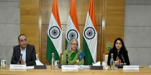 वस्त्र मंत्रालय की परामर्श बैठक वस्त्र मंत्रालय की परामर्श बैठक