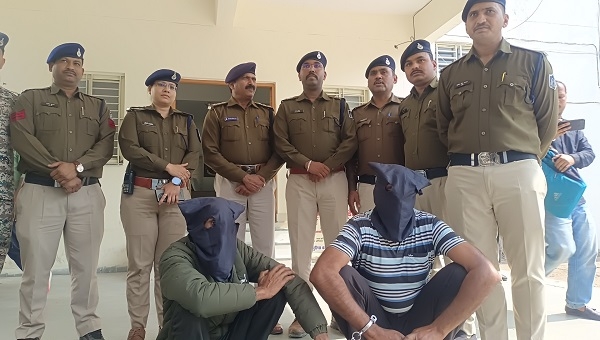क्रॉस केस दर्ज कराने अपने ही रिश्तेदार की हत्या करने वाले दो आरोपी गिरफ्तार