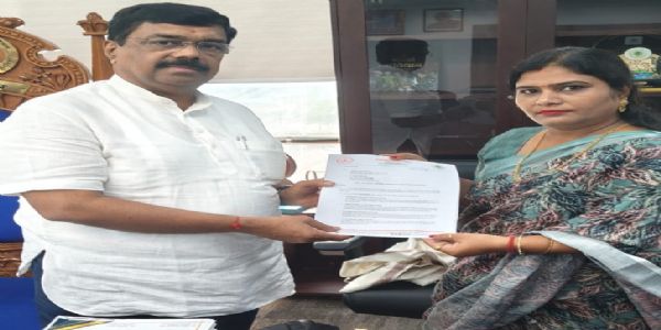 वीवीसीएमसी प्रभाग 18 की जनसमस्याओं का त्वरित समाधान हो: नगरसेविका हेमलता सिंह