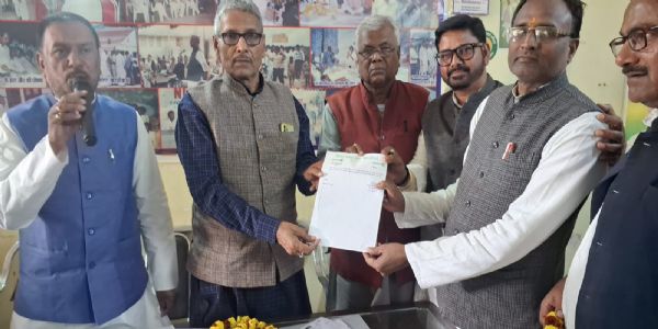 सुपौल सदर में जदयू संगठनात्मक चुनाव संपन्न, अजय कुमार अजनबी फिर बने प्रखंड अध्यक्ष