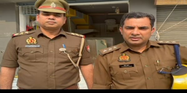 रसोई गैस लीक होने से रेस्टोरेंट में लगी आग, महिला समेत चार घायल