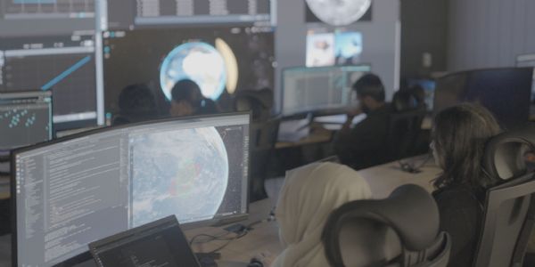 पृथ्वी की निचली कक्षा में अदृश्य की निगरानी