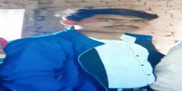 इंटर की परीक्षा देकर बाइक से लौट रहे छात्र की मार्ग दुर्घटना में मौत, साथी घायल