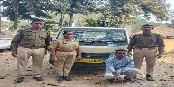 वाहन चुराने के आरोप में एक गिरफ्तार