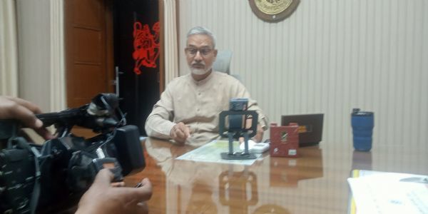 यूपी बोर्ड परीक्षा के चौथे दिन दोनों पालियों में कुल साठ हजार से अधिक परीक्षार्थीयों ने छोड़ी परीक्षा