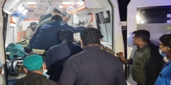 आईईडी विस्फोट में घायल जवानों को हेलीकाप्टर से लाया गया रांची, इलाजरत