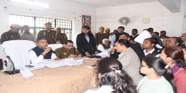 दस कार्मिकों को प्रतिकूल प्रविष्टि एवं चार के खिलाफ विभागीय कार्यवाही के निर्देश