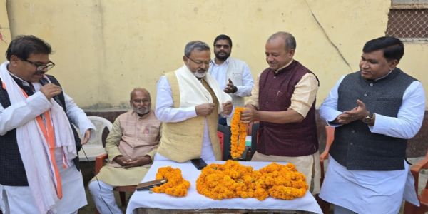 जन सुराज पार्टी ने पूर्वी चंपारण जिला इकाई का किया पुनर्गठन, प्रदेश अध्यक्ष मनोज भारती ने की घोषणा