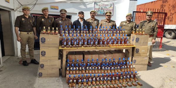 तस्करी कर बिहार जा रही 25 लाख की अवैध शराब के साथ एक अंतरराज्यीय तस्कर गिरफ्तार