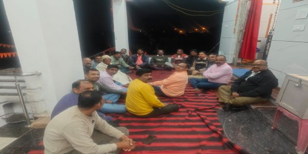 होटवासी में चार मंदिरों के संचालन के लिए समिति गठित